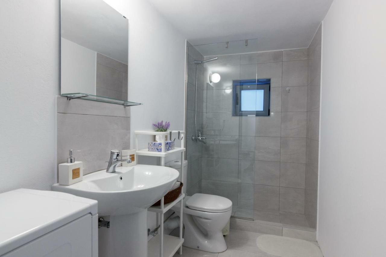 לאונידיון Infinity Apartment מראה חיצוני תמונה